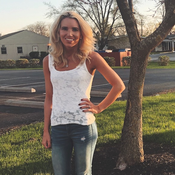 Abercrombie & Fitch top - Picture 1 of 4